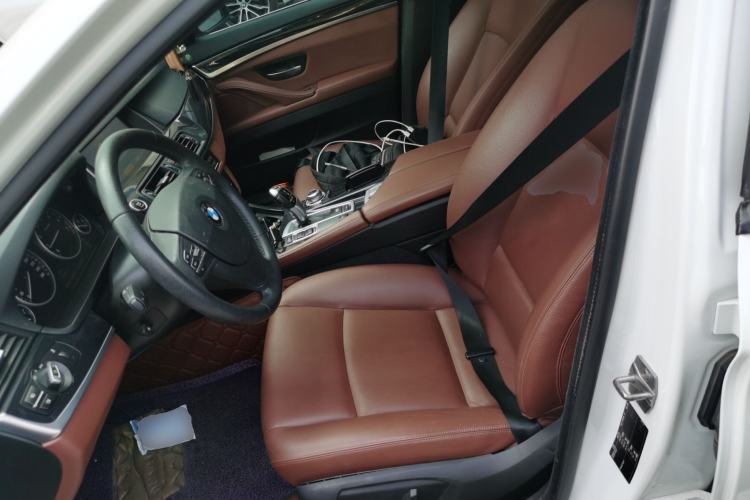 Used BMW 5 Series 2015 520i Elegant Edition Left Front Seat