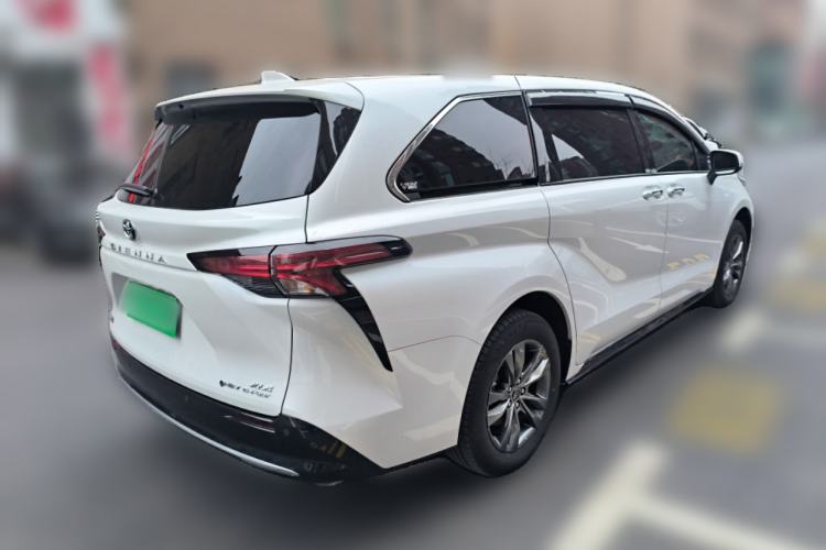 Used Toyota SIENNA 2026 Model 2.5L Dual-Engine Four-Wheel-Drive Luxury Edition Rear Right 45 Deg