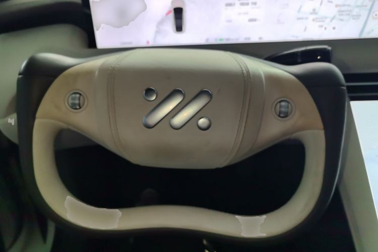 Used IM LS7 2023 100kWh Lux Rear-Drive Version