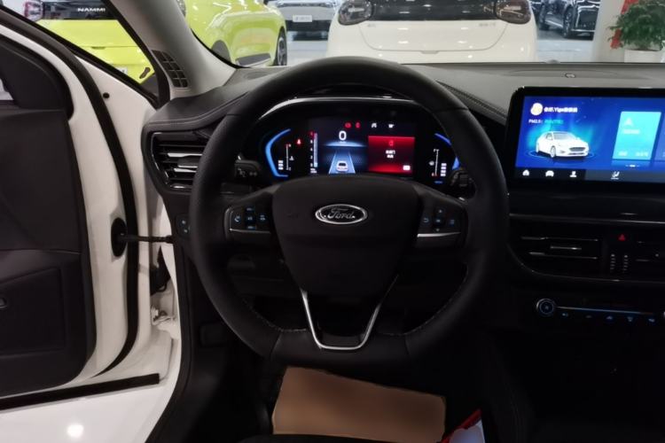 Used Ford Focus 2021 Hatchback EcoBoost 180 Automatic Titanium Edition