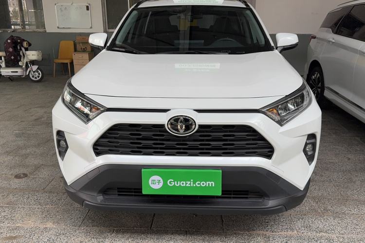 Used Toyota RAV4 2023 2.0L CVT Two-Wheel Drive Urban Edition
