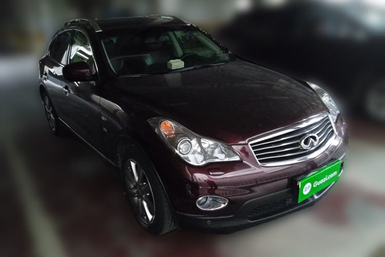 Used Infiniti QX50 2013 2.5L Two-Wheel-Drive Elegant Edition Front Right 45 Deg