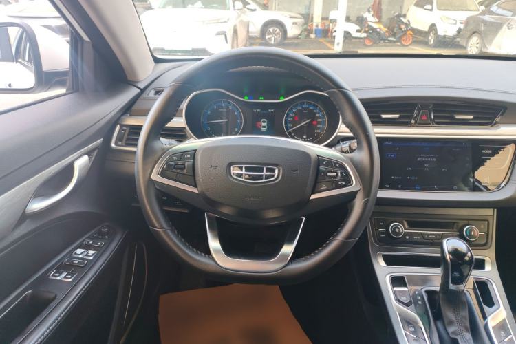 Used Geely Auto Emgrand 2019 Leading Edition 1.5L CVT Luxury Model China VI Standard Steering Wheel