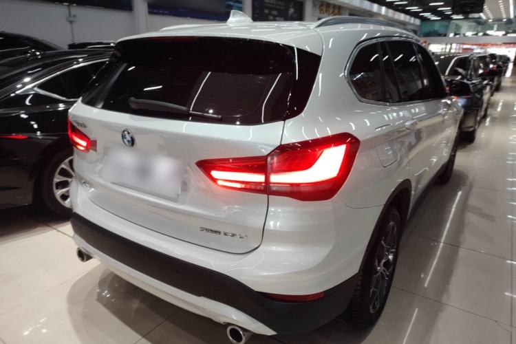 Used BMW X1 2022 sDrive25Li Leading Model Rear Right 45 Deg