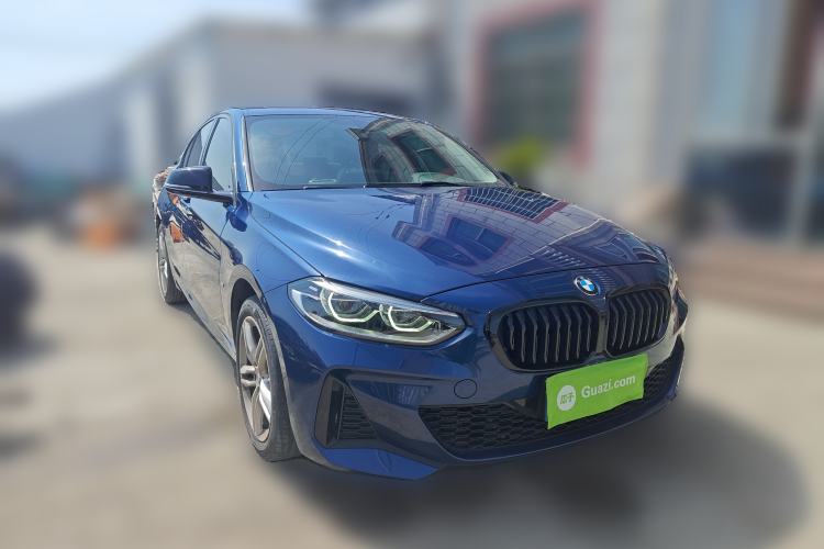 Used BMW 1 Series 2022 120i M Sport Night Edition Front Right 45 Deg
