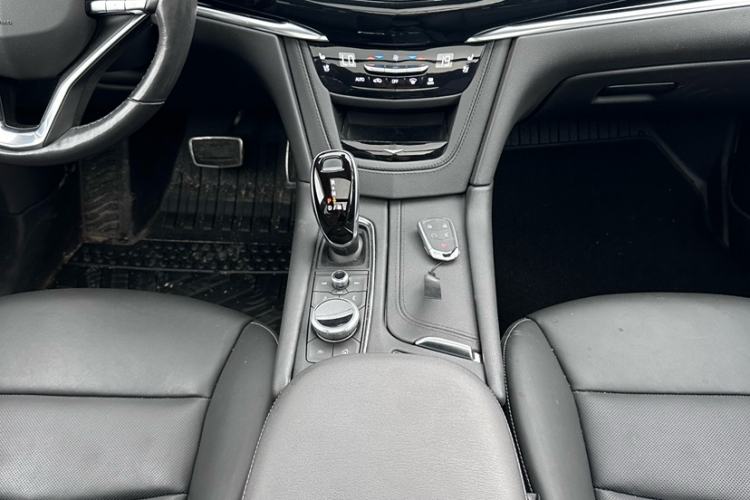 Used Cadillac XT6 2021 28T Six-Seater Four-Wheel-Drive Luxury Version