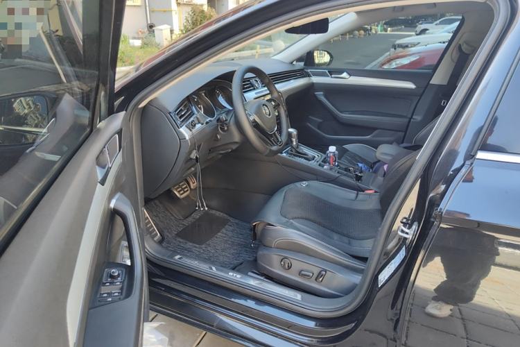 Used Volkswagen Magotan GTE Plug-in Hybrid 2020 GTE Luxury Model
