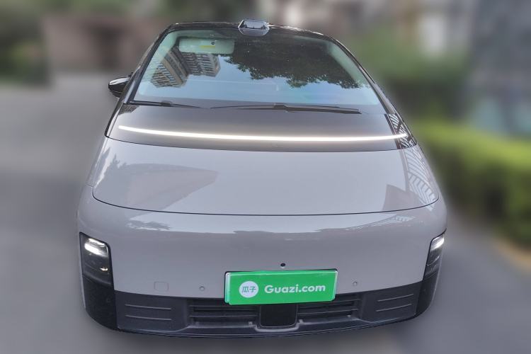 Used Li Auto MEGA 2024 Ultra Model
