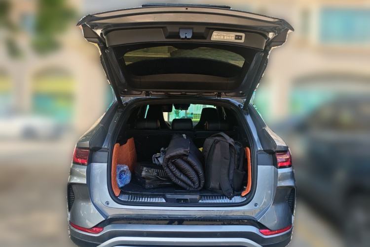 Used BYD Song PLUS New Energy 2023 Champion Edition DM-i 110KM Flagship PLUS
