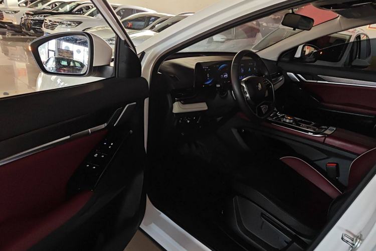 Used SOL QX 2021 300T DCT Luxury Smart Connectivity Version