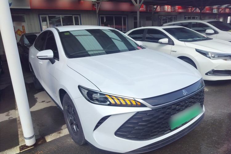 Used BYD Qin PLUS 2025 DM-i Smart Drive 55KM Leading Model
