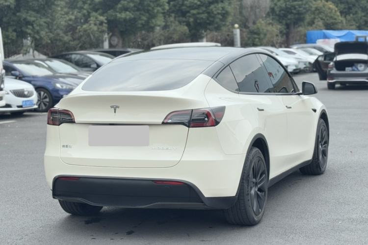Used Tesla Model Y 2024 Long-Range All-Wheel-Drive Version
