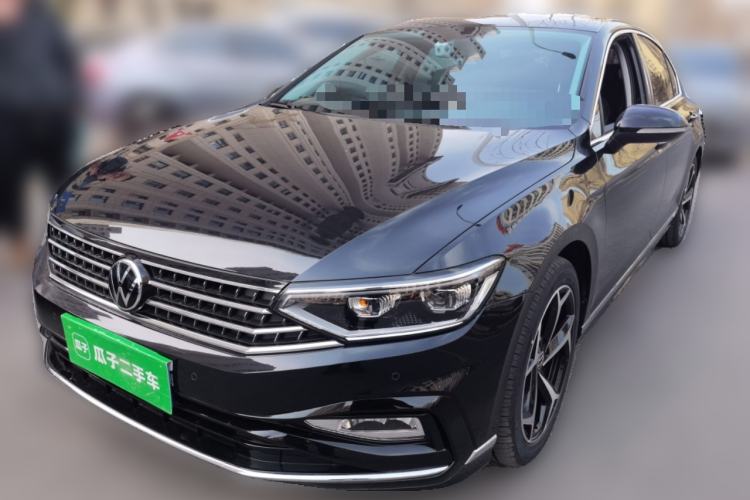 Used Volkswagen Magotan 2023 2 Million Units Limited Edition 330TSI DSG Leading Version