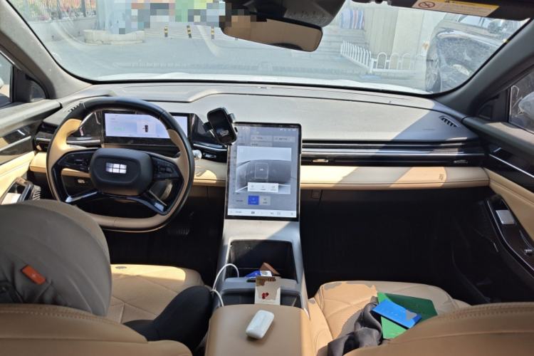 Used Geely Galaxy L6 2023 125km PLUS
