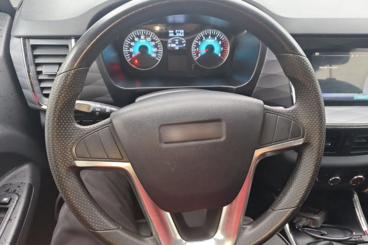 Used Jinbei Gold Hiace 2021 1.5L Passenger Van Travel Lion 6-Seater