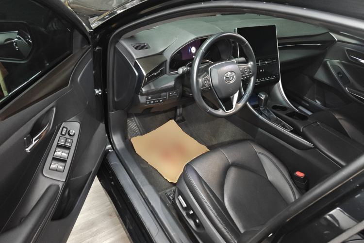 Used Toyota Avalon 2023 2.0L Luxury Edition Driver Seat