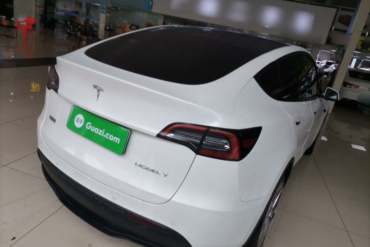 Used Tesla Model Y 2021 Standard Range Rear-Wheel Drive Version
