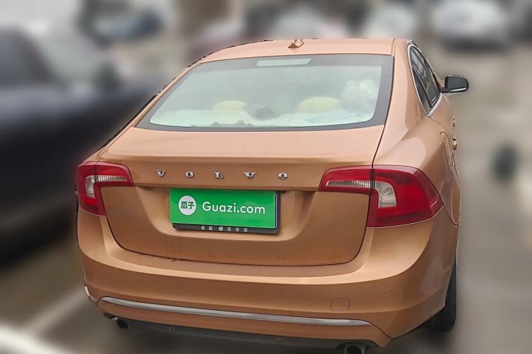 Used Volvo S60 2015 S60L 2.0T Zhiyuan Edition