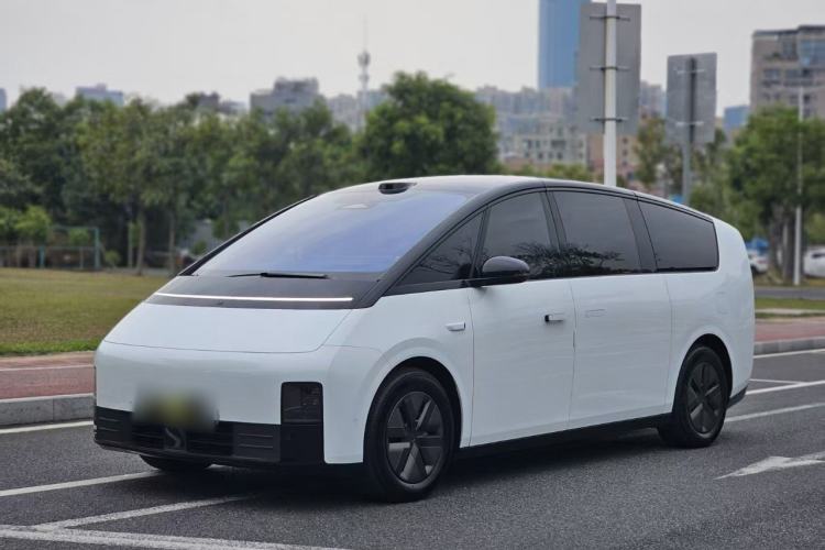 Used Li Auto MEGA 2025 Home Family Special Edition