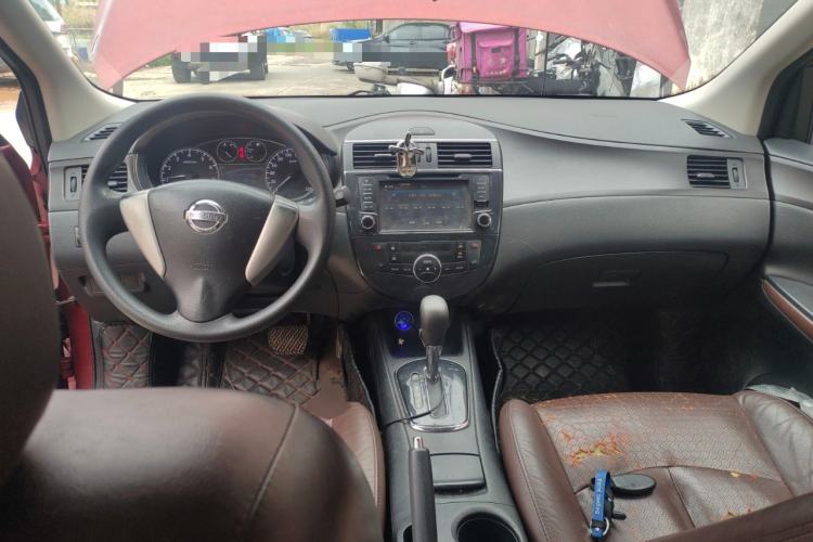 Used Nissan Tiida 2011 1.6L CVT Smart Version