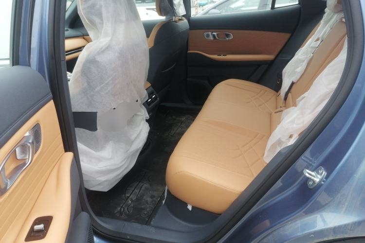 Used Geely Galaxy Galaxy Xingjian 7 EM-i 2025 120km Flagship Edition
