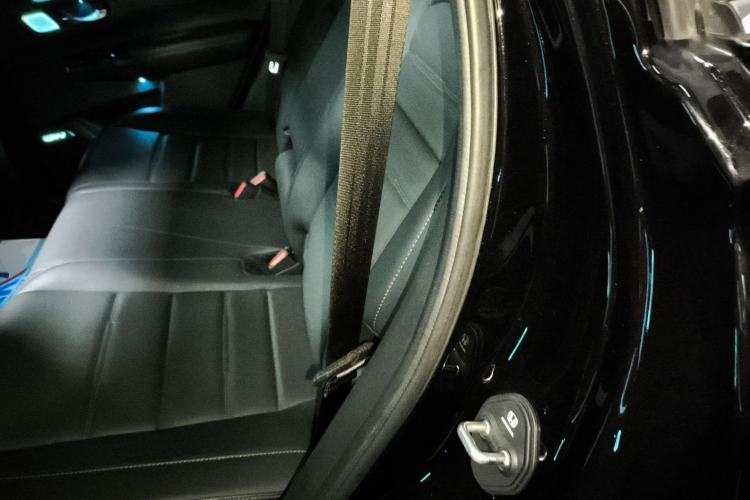 Used Honda CR-V 2023 240TURBO Two-Wheel-Drive Luxury Version 5 Seats Left Rear Seat