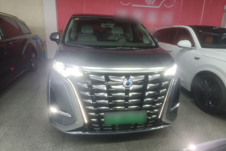 Used Denza D9 2024 DM-i 980 Four-Wheel Drive Prestige Model
