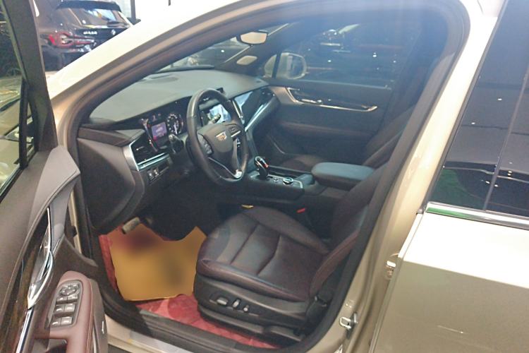 Used Cadillac XT6 2022 2.0T 7-Seater Four-Wheel Drive Luxury Version
