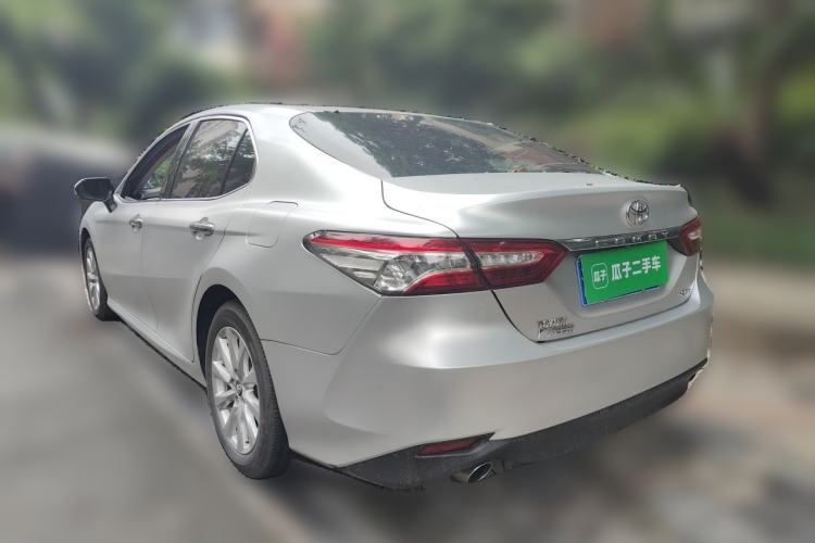 Used Toyota Camry 2018 2.0G Luxury Edition
