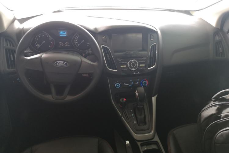 Used Ford Focus 2017 Hatchback 1.6L Automatic Comfort Plus SmartDrive Edition
