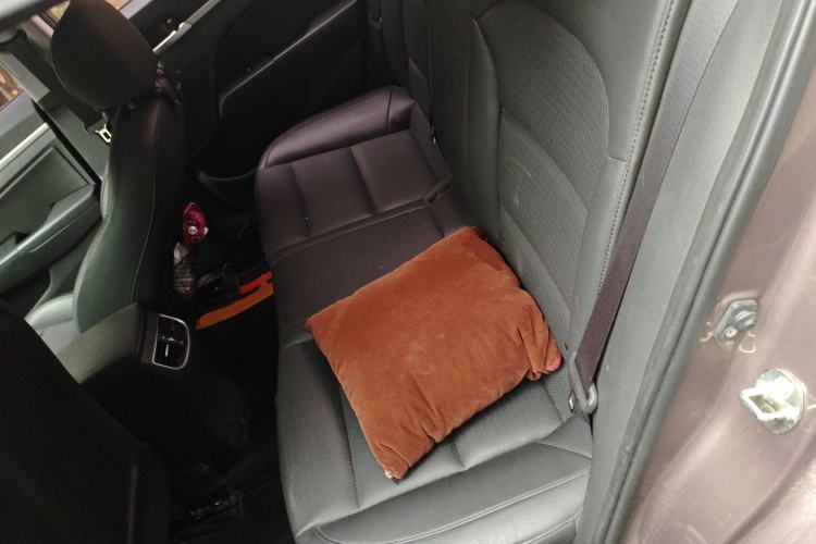 Used Hyundai Elantra (6th Generation / Lingdong) 2016 1.6L Automatic ZhiXuan · Luxury Version Left Rear Seat