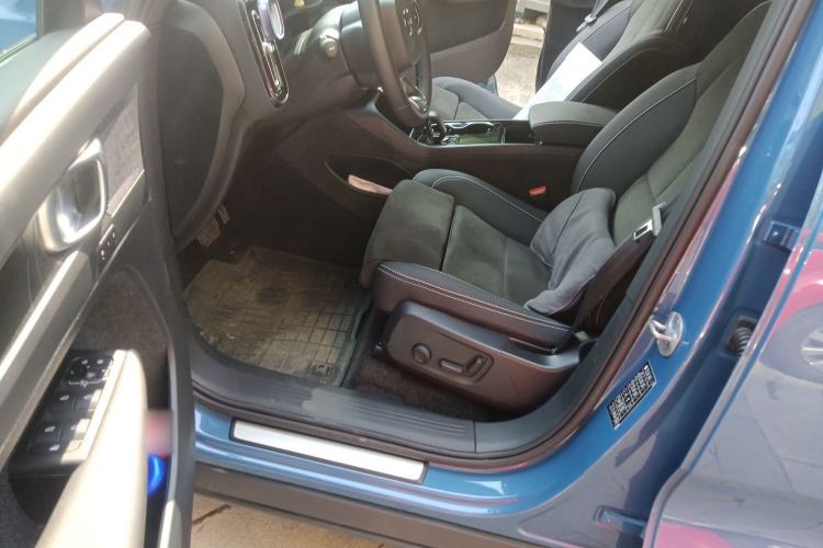 Used Volvo C40 2024 Long-Range Version