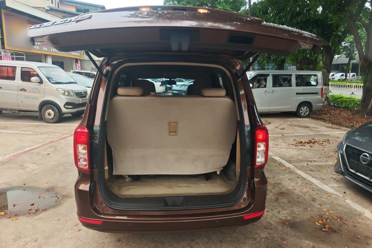 Used Wuling Hongguang 2019 1.5L S Comfort Edition China VI LAR