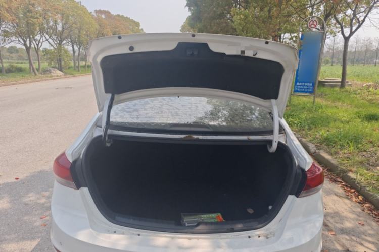Used Hyundai Elantra (6th Generation / Lingdong) 2016 1.6L Automatic ZhiXuan – Elite Version Trunk