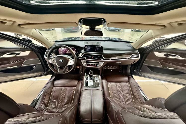 Used BMW 7 Series 2017 730Li Luxury Model
