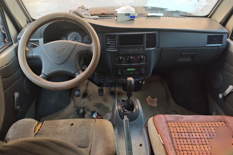 Used Wuling Zhiguang 2010 1.0L Liye Edition
