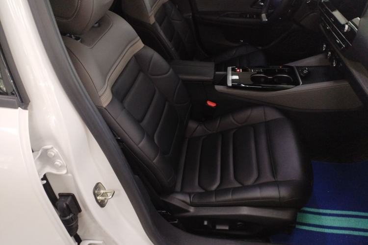 Used Citroen C5 X 2021 1.6T Impressive Edition Right Front Seat