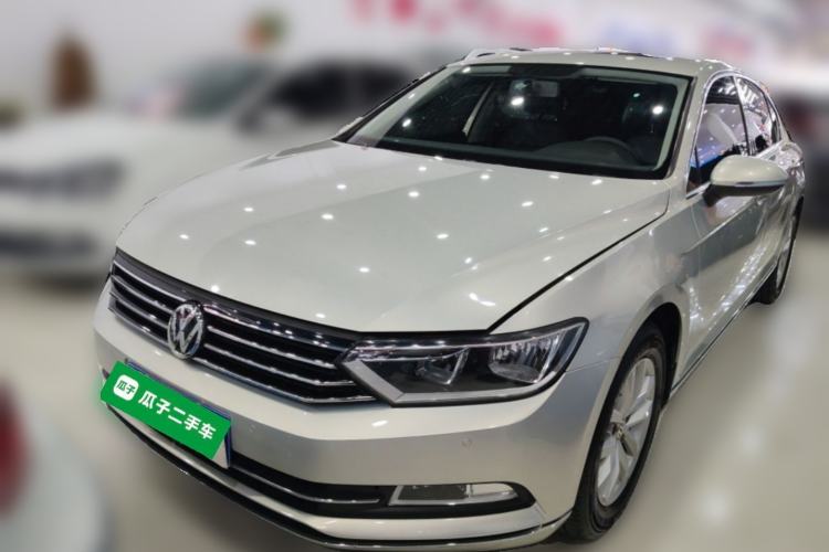 Used Volkswagen Magotan 2017 280TSI DSG Comfort Model