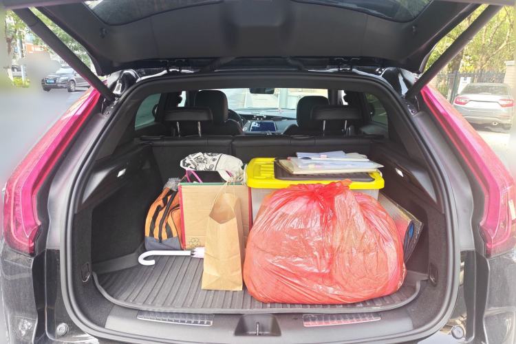 Used Cadillac XT4 2023 28T Two-Wheel-Drive Luxury Version