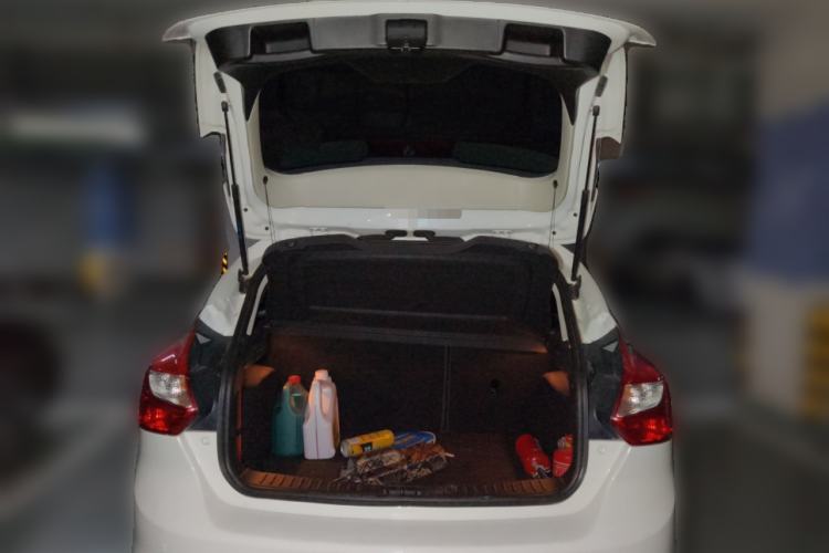 Used Ford Focus 2012 Hatchback 1.6L Automatic Fashion Edition