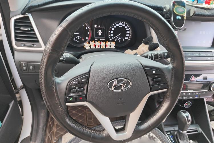 Used Hyundai Tucson 2015 1.6T Dual-Clutch Two-Wheel-Drive Smart Model