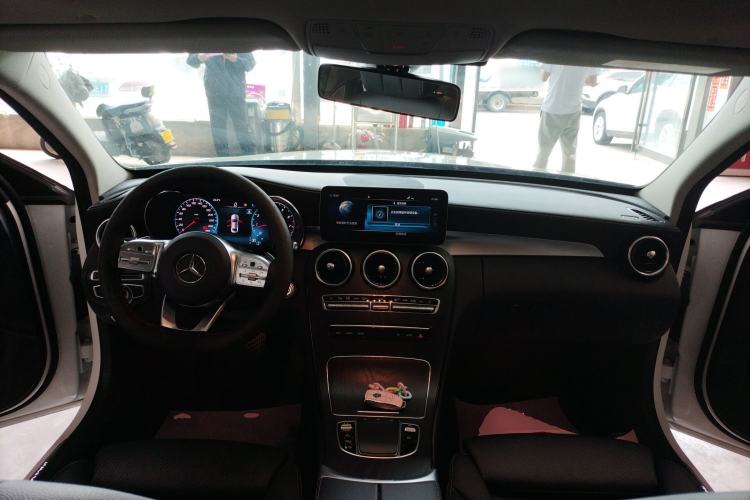 Used Mercedes-Benz C-Class 2021 C 200 L Fashion Edition Sport Version Center Console