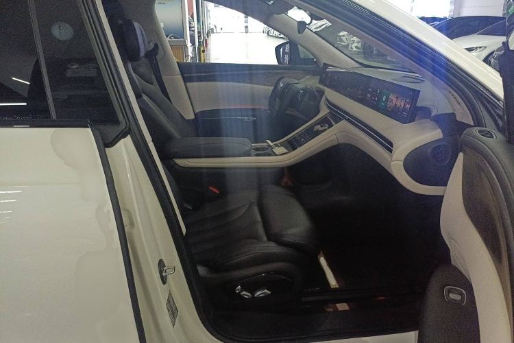 Used IM LS7 2024 90 kWh Max Elite Rear-Drive Version