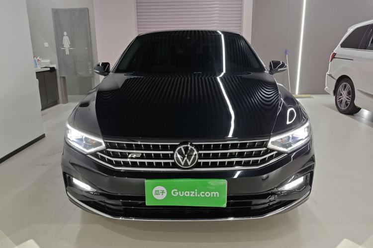Used Volkswagen Magotan 2023 2 Million Units Commemorative Edition 330TSI DSG Luxury Version