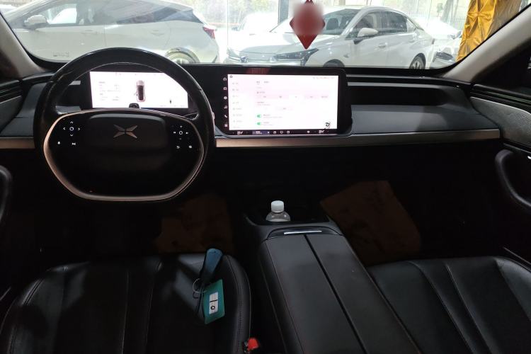 Used XPeng P7 2022 625E Center Console