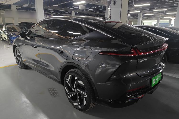 Used Rising R7 2024 Advanced Edition Exterior 3