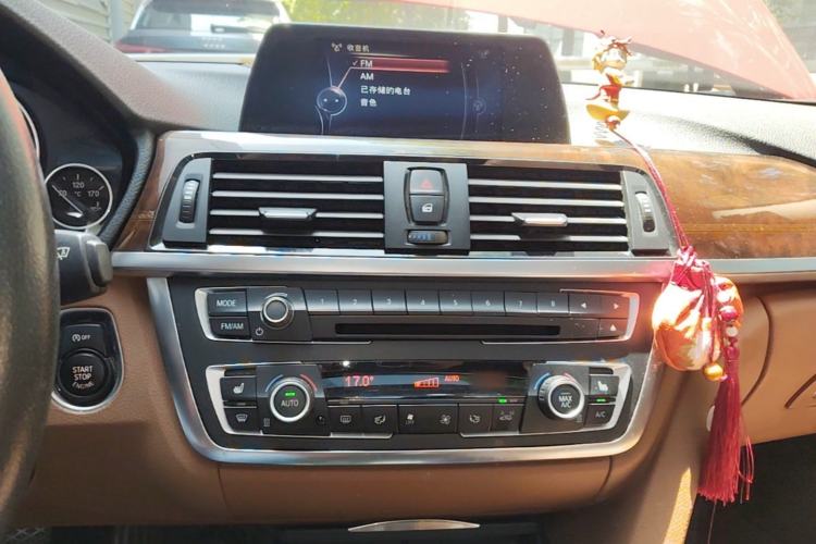Used BMW 3 Series 2014 320Li Luxury Design Package