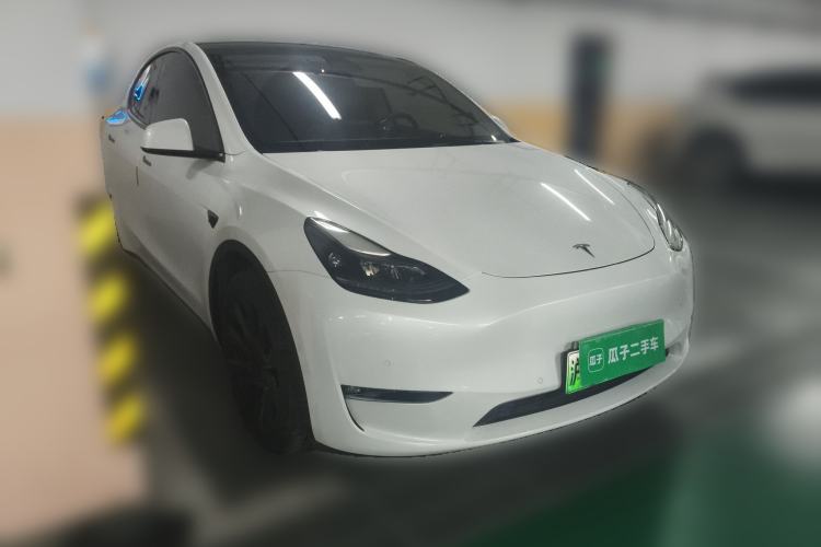 Used Tesla Model Y 2021 Long-Range All-Wheel-Drive Version
