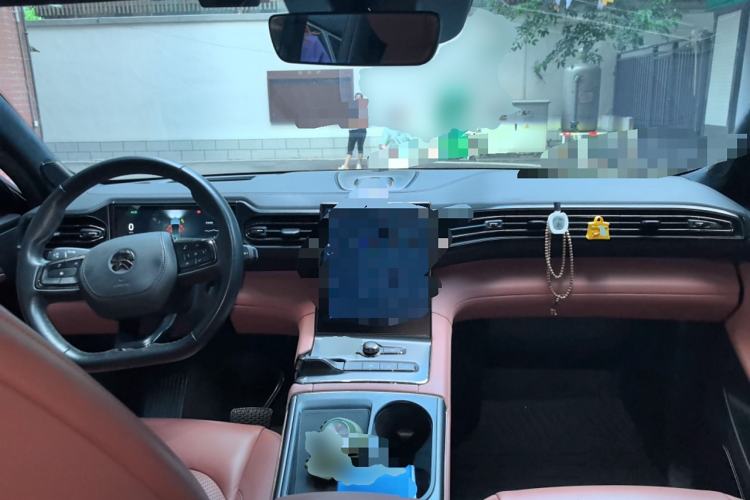 Used Nio EC6 2020 440 km Performance Version Center Console