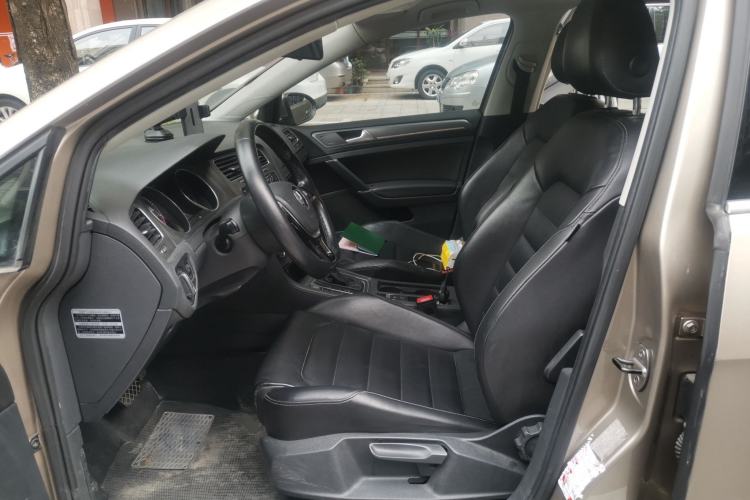 Used Volkswagen Golf 2014 1.4TSI Automatic Luxury Model
